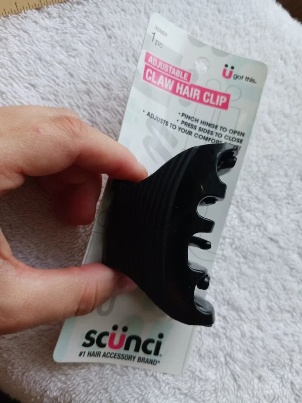 Scunci Adjustable Teeth Pinch Hinge Black Plastic Claw Hair Clip Jaw Wingless